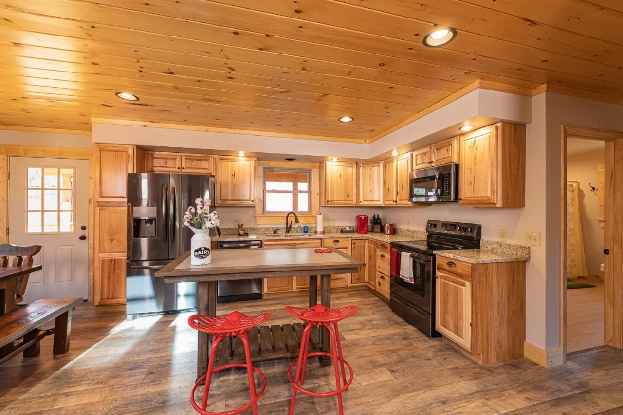 The Red Fox Cabin Villa Maggie Valley Exterior photo