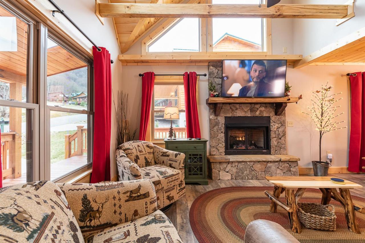 The Red Fox Cabin Villa Maggie Valley Exterior photo